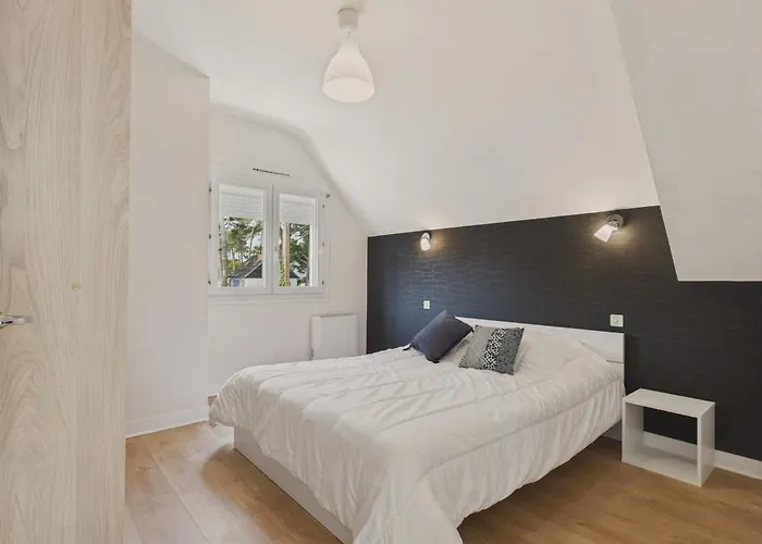 - Pont Mahe - 300m - 8 Personnes Tatil Evi *